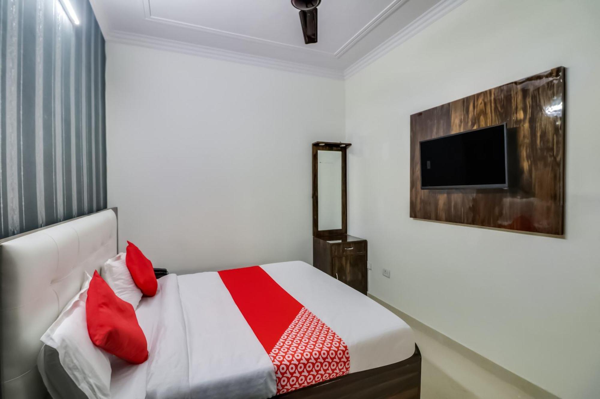 Chinhat Hotel O Rodstar מראה חיצוני תמונה