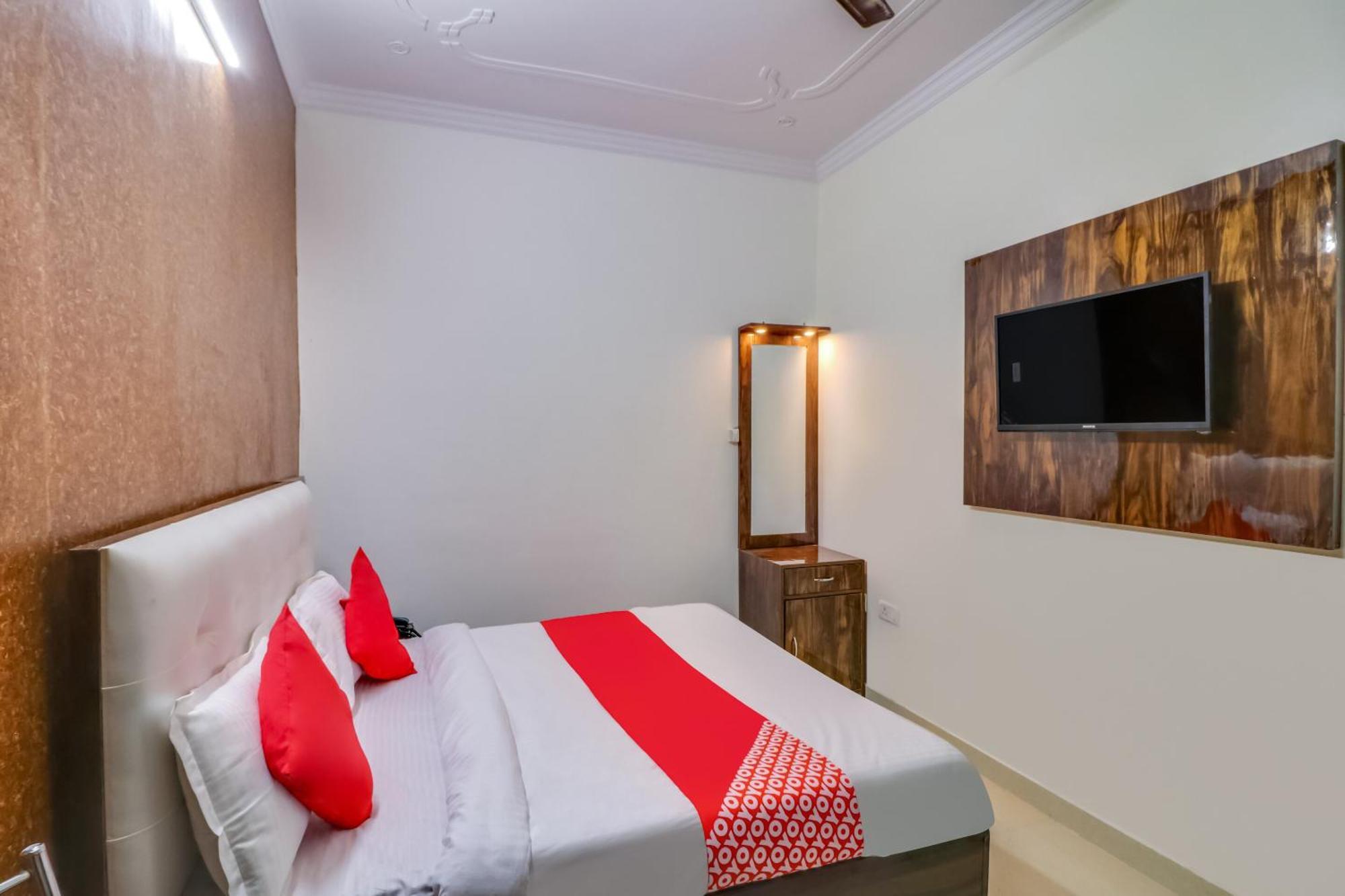 Chinhat Hotel O Rodstar מראה חיצוני תמונה